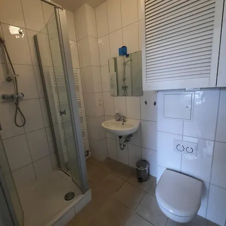 Fewo1-1 Zim Apart-4 Bett-küche-dusche Wc-parkplatz Aparthotel