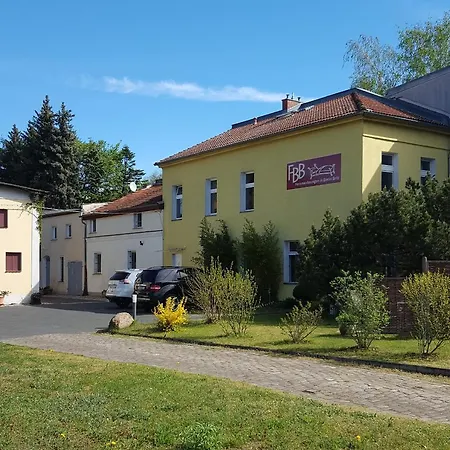 Fewo1-1 Zim Apart-4 Bett-kueche-dusche Wc-parkplatz * 柏林